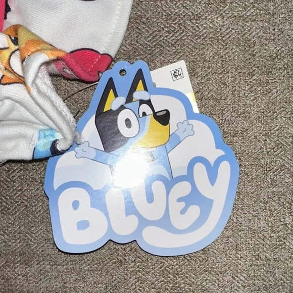 Kids Bluey Print Matching Set - White and Red - Picture 6 of 6